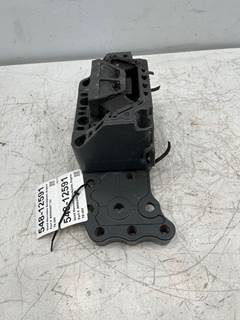 Used Mercedes Backplate, Engine Mount