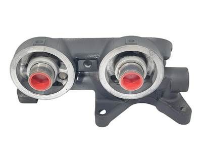 Used Detroit Diesel Series 60 DDEC IV 12.7L Oil Cooler Housing