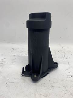 Used Detroit Diesel DD13 Oil Fill Neck