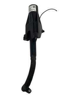 Used Detroit Diesel DD15 Oil Fill Neck w/ Hose