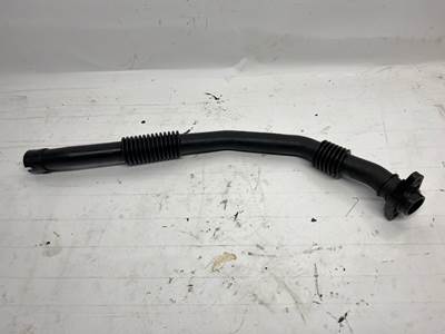 Used Volvo/Mack Oil Fill Tube