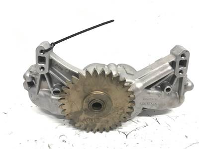 Used Volvo D13 Oil Pump