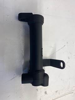 Used Paccar MX13 Water Transfer Tube