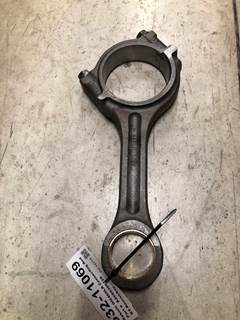 Rebuilt Mercedes OM460LA Connecting Rod