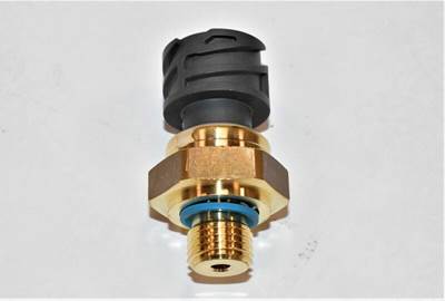 New Paccar MX13 Oil Pressure Sensor
