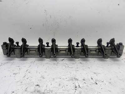 Used Caterpillar 3208NA Rocker Assy