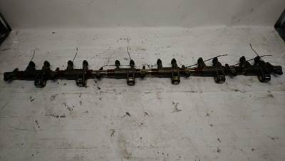 Used Detroit Diesel DD15 Complete Intake Rocker Assembly