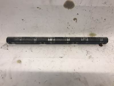 Used Detroit Diesel Series 60 DDEC V 14.0L Rocker Shaft