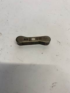 Used International VT365 Valve Bridge