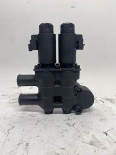 Used International Maxxforce 13 Coolant Control Valve