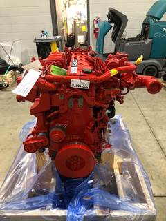 New Cummins B6.7 Engine