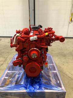 New Cummins B6.7 Engine