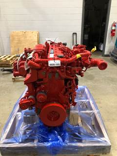 New Cummins B6.7 Engine