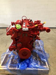 New Cummins B6.7 Engine