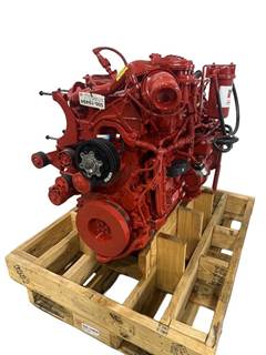 New Cummins B6.7 Engine