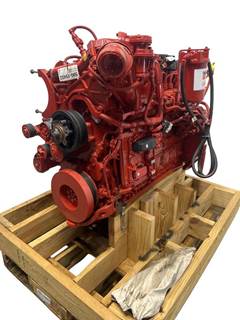 New Cummins B6.7 Engine