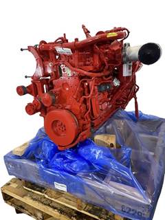 New Cummins B6.7 Engine
