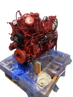 New Cummins B6.7 Engine