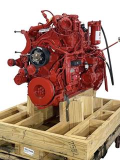 New Cummins B6.7 Engine
