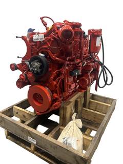 New Cummins B6.7 Engine