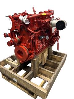 New Cummins B6.7 Engine