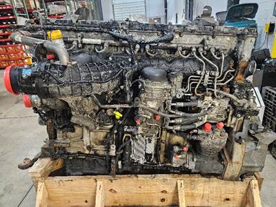 Used Detroit Diesel DD15 Engine