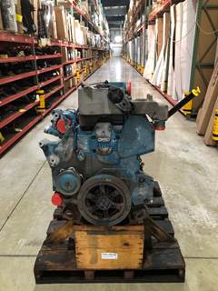 Used International DT466E Engine