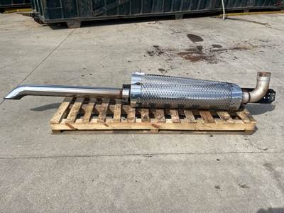 Used Freightliner CST 120 Exhaust Stack & Bracket