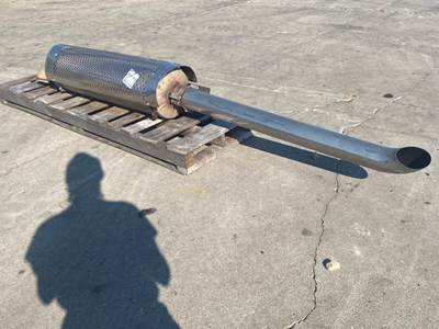 Used Freightliner CST 120 Exhaust Stack