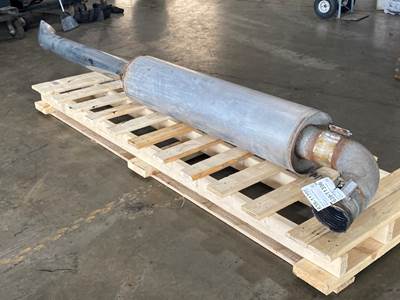 Used Freightliner CST 120 Exhaust Stack