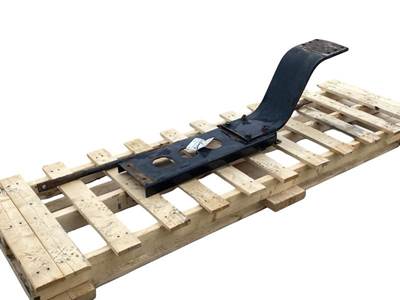 Used Freightliner Columbia Bracket, Exhaust Stack