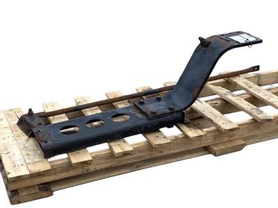 Used Freightliner Columbia Bracket, Exhaust Stack