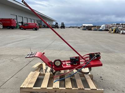 Used Freightliner FL70 Exhaust Stack Bracket