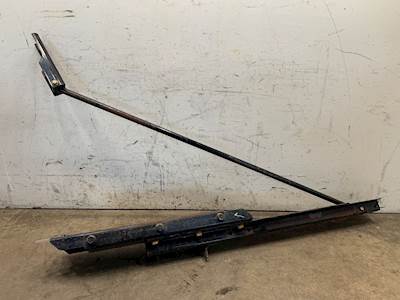 Used International 8600 RH Exhaust Stack Bracket