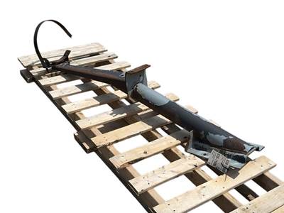 Used International 9200 Bracket, Exhaust Stack