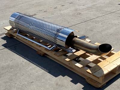 Used International 9200i RH Exhaust Stack