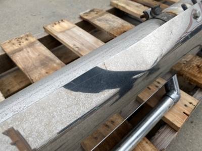 Used International 9400i Exhaust Stack