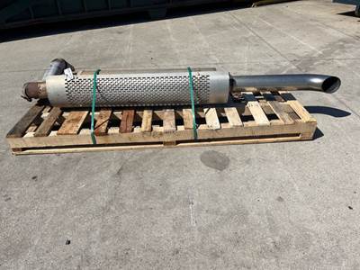 Used International 5600 Exhaust Stack