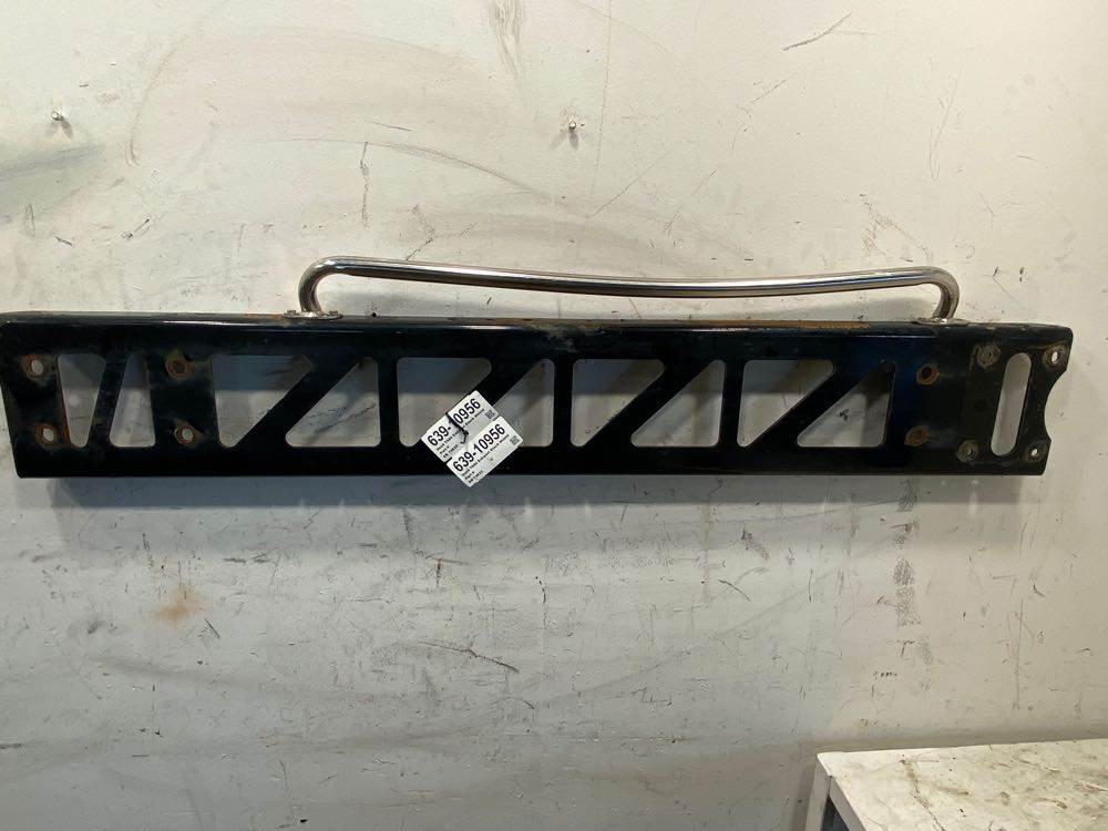 2016 Used Kenworth T680 Exhaust Stack Shield For Sale Dorr, MI 63910956