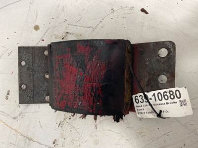 Used Peterbilt 379 RH Exhaust Bracket