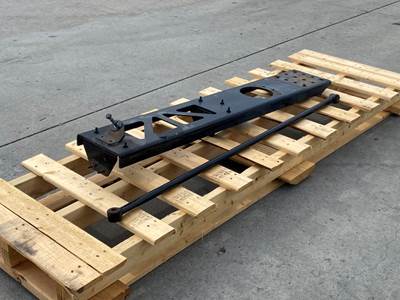 Used Peterbilt 579 Bracket, Exhaust Stack