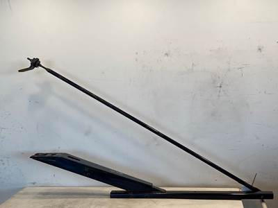 Used Volvo VNL Gen 2 RH Exhaust Stack Bracket