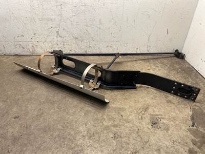 2004 Used Volvo VNL Gen 2 RH Exhaust Stack Bracket For Sale | Dorr, MI ...