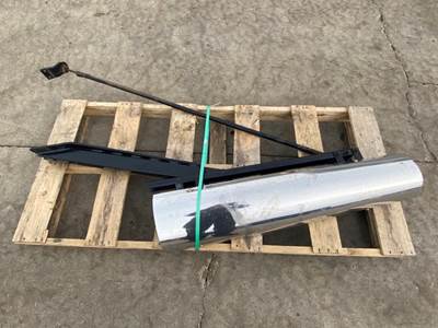 Used Volvo VNL Gen 2 Bracket, Exhaust Stack