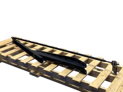 Used Volvo VNL Gen 3 Bracket, Exhaust Stack