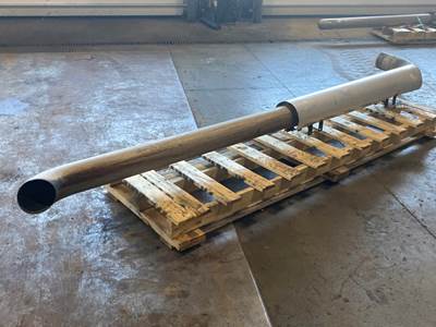 Used Volvo VNL Gen 3 Exhaust Stack