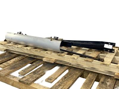 Used Volvo VNM Bracket, Exhaust Stack