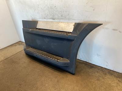 Used Freightliner Cascadia 126 RH Front Fairing