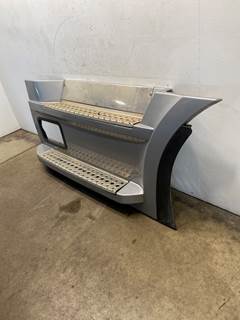 Used Freightliner Cascadia 126 RH Front Fairing
