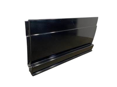 Used Freightliner Cascadia 126 LH Center Fairing